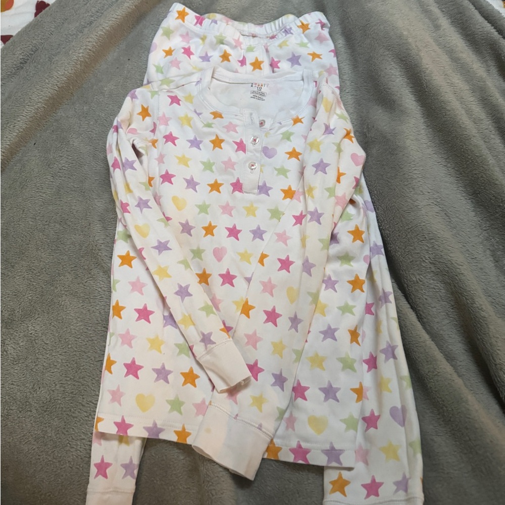 Roller Rabbit Kids Star Print Pajama Set - Picture 2 of 3